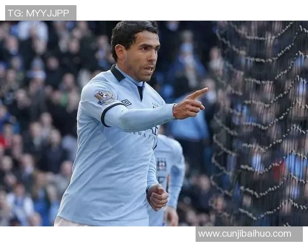 足球热点榜揭示最新赛事动态与球员表现分析全方位解读足球世界的精彩瞬间